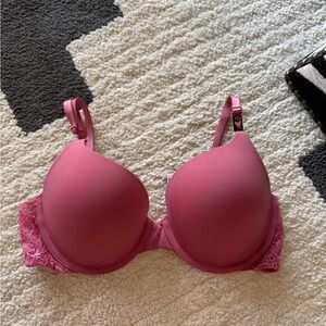 Victoria's Secret Fuchsia Lace Bra
